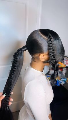 Rva hairstylist! | Sleek ponytail x fishtail braids x curled bang 😍😍😍 this look ateeeeee! Book those appointments and start the new years off with a bomb… | Instagram Cute Ponytail Styles, Weave Ponytail Hairstyles, Cute Ponytails, Birthday Hairstyles, Braided Hairstyles For Teens