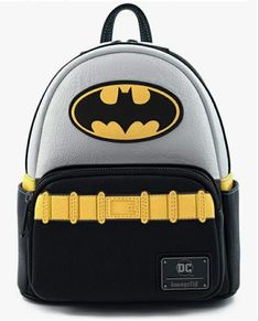 DC Comics / Batman / Loungefly Vintage Batman, Batman Cosplay, Loungefly Bag, Classic Suit, Chuck Norris, Vintage Comics, Mini Backpack, Leather Mini, Fashion Backpack