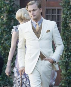 Gatsby, guys. Great Gatsby Mens Fashion, Gatsby Mens Fashion, Gatsby Man, Look Gatsby, Gatsby Style, White Suit, Gatsby Wedding, 20s Fashion