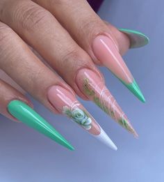 Summer Stiletto Nails 2024, Summer Stiletto Nails, Acrylic Nail Designs Classy, Blue Nail Art Designs, Nails Designer, Gold Nail Designs, Edge Nails, Sns Nails, Blue Nail Art