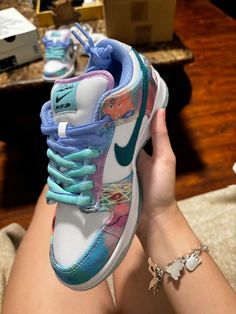 Nike Rosa, Pretty Sneakers, Skate Culture, Basket Style, Nike Shoes Girls, Trendy Shoes Sneakers, Preppy Shoes, Pretty Shoes Sneakers, All Nike Shoes