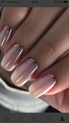 Unghie matrimonio Stars Nails, Light Colored Nails, Nagellack Trends, Light Nails, Her Nails, Makijaż Smokey Eye, Pink Nail Polish, Bride Nails, White Nail