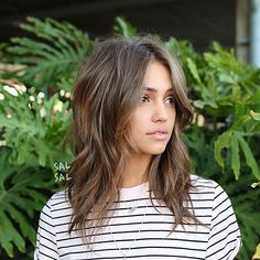 2023 Long Hair Trends For Women, Volume Haircut Medium, Asymmetrical Haircuts, Straight Layers, Hair Layered, Growing Your Hair Out, Hair Trend, Long Hair With Bangs, Haircuts For Long Hair