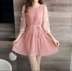 Birthday Dresses For Teens, Cinderella Decorations, Paneled Dress, Pink Pleated Dress, Get Rid Of Wrinkles, Pink Chiffon Dress, Simple Frock Design, Clueless Outfits