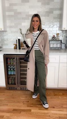 Khaki Green Pants Outfit Women, Khaki Combat Trousers Outfit, Green Khakis Outfit Women, How To Style Khaki Cargo Pants Women, Green Combat Pants Outfit, Womens Green Cargo Pants Outfit, Cargo Pants Business Casual Work Outfits, Olive Green Work Pants Outfit, Wide Leg Utility Pants Outfit