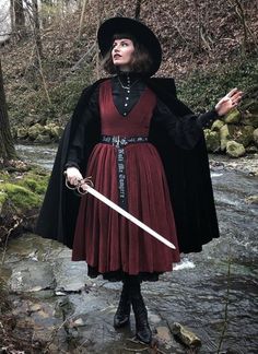 Gothic Period Fashion, Hearth Witch Aesthetic Fashion, Alchemist Aesthetic Outfit, Gothic Christmas Outfit, Goth Witch Outfits, Fantasycore Outfits, Witchy Librarian, Witchy Winter Outfits, Vampire Attire