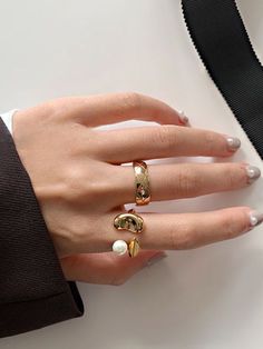 Original Chic Beads Simple Ring GOLD-One_size Trendy Gold Pearl Ring Gift, Gold Open Pearl Ring, Gold Pearl Open Ring, Everyday Gold Pearl Open Ring, Gold Open Pearl Ring With Metal Band, Trendy Gold Open Midi Rings, Gold Rings Simple, Beaded Ring, Simple Ring