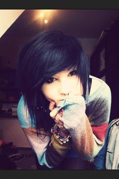 Scene girl Scene Short Hair, Scene Hair Short, Emo Bangs, Black Scene Hair, Black Scene