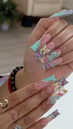 Senior Acrylic Nails, Extra Nails Designs, Freestyle Acrylic Nails, Flared Nails, Freestyle Nails, Out Of Pocket, Spring Nail Designs