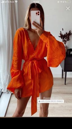 outfits orange Sneakers Instagram, Classy Casual Outfits, Fashion Mistakes, Mode Vintage, Dress Fashion, Cute Casual Outfits, Classy Outfits