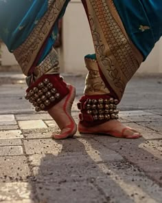 Dance Aesthetic Bharatanatyam, Classical Dancer Photography, Classical Dance Vision Board, Dance Bharatnatyam Aesthetic, Dance Aesthetic Indian, Semi Classical Dance Aesthetic, Bharatnatyam Ghungroo, Ghungroo Photography, Indian Classical Dance Photography