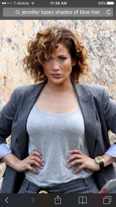 Jennifer Lopez Hair, Short Curly Hairstyles For Women, Short Curls, Haircuts For Curly Hair, Short Wavy Hair, Curly Bob Hairstyles, Auburn Hair, Curly Hair Cuts, Short Curly Hair