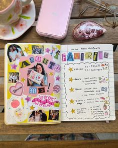 Things About Me Journal Ideas, Scrapbook Journal About Me, Journal About Me Aesthetic, All About Me Ideas Aesthetic, Journalling For Beginners, Self Journal Ideas Aesthetic, Jornal Idea About Me, Favorite Things Journal Page, Journal About Friends