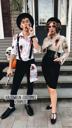 Best Scary Couples Costumes, Lesbian Couple Halloween Costumes Ideas, Scary Halloween Couples Costumes, Halloween Costumes For Lesbian Couple, Lesbian Couple Costumes For Halloween, Disfraz Halloween Original, Ideas Para Disfraces En Pareja, Scary Couple Halloween Costumes Creative, Unique Couples Halloween Costume Ideas Scary