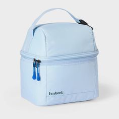 Carry your lunch in convenient style in this Dual-Compartment Classic Molded Lunch Bag from Embark™️. Crafted from 100% recycled polyester in a solid hue, this lunch bag features a dome-like structure with a main compartment that offers plenty of space for different foods and beverages. Plus, a mesh zippered compartment comes in handy for carrying small utensils, condiment sachets, tissue papers and more. Secured by a zipper closure, this 5-liter lunch bag features a name tag on the inside, whil Lunch Box Cute Aesthetic, Lunch Bags Aesthetic, Lunch Boxes Aesthetic, Lunch Box Aesthetic, Lunch Boxes For School, North Face Borealis Backpack, Cute Backpacks For School, Borealis Backpack, The North Face Borealis