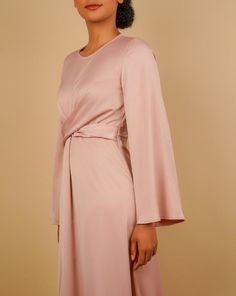 Modest Fits, Stretch Back, Kimono Style, Kimono Sleeve, Kimono Fashion, Aphrodite, Modest Dresses, Favorite Dress, S Models