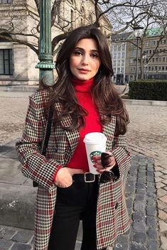 11 looks com blazer xadrez: como usar a peça-chave da estação Winter Outfits For Women, Outfits For Women, Work Outfits Women, Work Attire, Dress Code, Looks Vintage