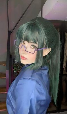 Maki Zenin Makeup, Jjk Female Cosplay, Jjk Cosplay Girl, Maki Cosplay Jjk, Maki Zenin Aesthetic, Anime Cosplay Ideas Female, Female Cosplay Anime, Maki Zenin Cosplay, Aesthetic Jujutsu Kaisen