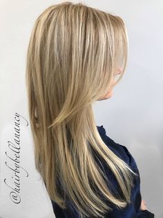 Long Hairstyles For Heart Shaped Faces, V Cut Hair With Layers, V Cut Hair With Layers Medium, Jen Aniston Hair, V Cut Hair, Cool Blonde Hair Colour, Growing Out Hair, Layers Medium, Pony Hairstyles