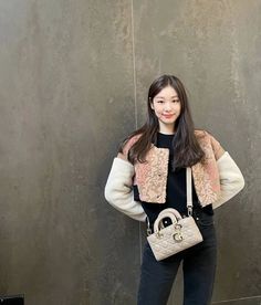 Dior Bag Outfit, Kim Yuna, Bag Outfit, December 27, Western Outfits, Elegant Outfit, Aesthetic Photo