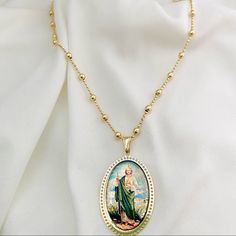 Material: 18k Gold Filled -Necklace Bead Width: 2.5mm - Necklace Length: 18 Inches -Perfect For All Time. -High-Quality Necklace! St Jude Necklace, Saint Jude, Silver Necklace Set, Catholic Jewelry, Crystal Tiaras, St Jude, Medallion Necklace, Catholic Gifts, Faux Pearl Necklace