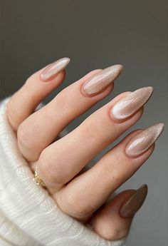 Beige Nails Design, Chrome Manicure, Gold Chrome Nails, Velvet Nails, Chrome Nails Designs, Beige Nails, Girls Nails