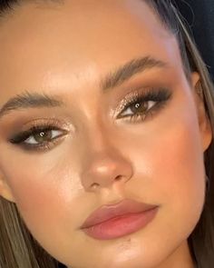 Makeup Goals, Prom Makeup, Glam Makeup, Girls Makeup, Hair And Makeup, Beautiful Makeup, Makeup Trends, The Room