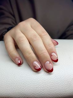 Pretty Nails Almond Shape Short, Red Nails With Cherry, Cherry Gel Nails Short, Short Nails Ideas Cherry, Short Nail Bed Designs, Circle Nail Designs, Short Nails Cherry, French Tip With Cherry, Cherry Mocha Nails Design