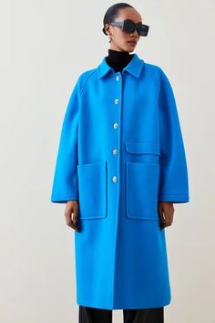 Modern Blue Spring Outerwear, Color Block Coats, Flirty Outfits, Statement Coat, Fashion 2024, Contrast Collar, High Contrast, Capsule Collection, Fantasy Fashion