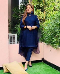 Iqra Aziz Dresses Casual, Minal Khan Dresses Casual, Ayeza Khan Casual Dresses, Blue Dress Girls Dpz, Printed Dresses Fashion, Pakistan Girls Dp, Sun Dress Casual, Womens Dress Coats, Girls Designer Dresses