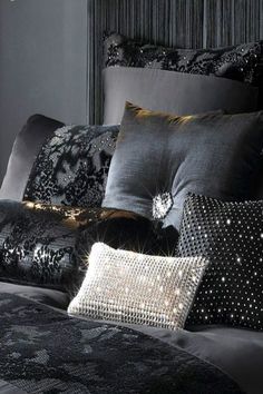 Asian Homes, Asian Home Decor, Bed Linens Luxury, Bed Sets, Beautiful Bedrooms