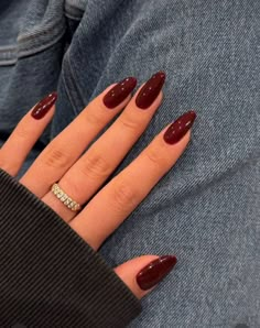 Kutek Disney, Dark Red Nails, Wine Nails, Cherry Nails, Red Nail Polish, Trend 2024, Dark Nails, Red Nail, Classy Nails