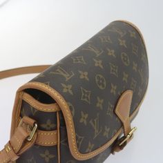 LOUIS VUITTON Monogram Sologne Shoulder Bag M42250 LV 60053ABRAND : LOUIS VUITTON Color : Monogram Material : Monogram Canvas Size(cm) : W28cm x H19cm x D8cm(Approx) / Shoulder 120 - 138cm(Approx) Size(inch) : W11.0 x H7.5 x D3.1inch(Approx) / Shoulder 47.2 - 54.3inch(Approx) Style : Shoulder Bag Comes with : Dust Bag Serial No. : SL0040 Made in : France Prada Crossbody, Dior Shoes, Prada Crossbody Bag, Chanel Handbags, Birkin Bag, Vintage Cartier, Monogram Canvas, Gucci Jackie Bag, Vintage Dior