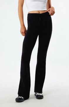 Make a stylish statement with the Low Rise Cinched Flare Pants from PacSun, featuring a unique fold-over waistband with a cinched front detail for added flair. Designed with a flattering low-rise fit and flared leg openings, they offer a trendy twist to elevate your everyday ensemble with effortless sophistication.


	9" rise
	30" inseam
	Low-rise
	Fold-over waistband
	Cinched front detail
	Flared leg openings
	Tight fit
	95% cotton, 5% spandex
	Hand wash
	Model is wearing a size small
	Model measurements: 5’10” height, 31” bust, 23.5” waist, 34.5” hips The Low, Flare Pants, Model Measurements, Pacsun, Low Rise, Tights, Hand Wash, Pants, How To Wear