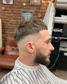 all about men's hairstyles, uploaded by @emreejay, hopefully useful for those of you who are looking for inspiration. Mens Short Fade Haircut, Skinfade Haircut Men, Crop Fade Haircut Men, Skin Fade Haircut Men, Haircuts For Men 2022, Disconnected Haircut, Crew Cut Hair