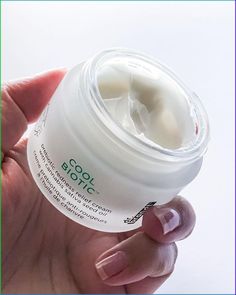 PREBIOTIC REDNESS RELIEF CREAM A daily moisturizing cream that cools on contact and alleviates skin discomfort. Cannabis sativa seed oil helps calm, soothe, and relieve distressed skin. Ceramides support the renewal of the natural protective layer of the skin. Especially sensitive or distressed skin. DERMATOLOGIST-TESTED. OPHTHALMOLOGIST-TESTED. HYPOALLERGENIC. NON-COMEDOGENIC. TEXTURE: Cream SCENT: Fragrance-free @awest8 Inflammed Skin, Dr Brandt, 5 Star Review, Grape Seed Extract, Hydrating Cream, Moisturizing Cream, Skin Benefits, Daily Moisturizer