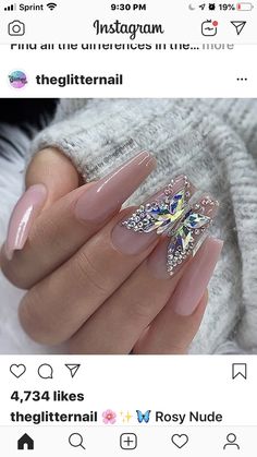 Butterfly Diamond Nails, Dimond Nails Ideas, Spring Bling Nails, Crystal Placement On Nails, Diy Rhinestone Nails, Diamond Nail Designs, Diamond Nail Art