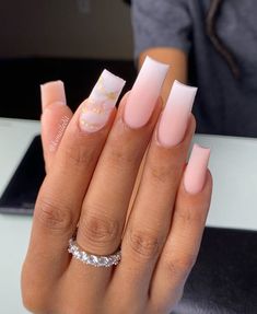 xclusivejaz Acrylic nails, Short acrylic nails, Short square acrylic Ombré Nails With Design, Aesthetic Nails Acrylic, Coolest Nails, Tapered Square Nails, Red Acrylic Nails, Square Nail Designs, Tapered Square, Baddie Nails, Ombre Acrylic Nails