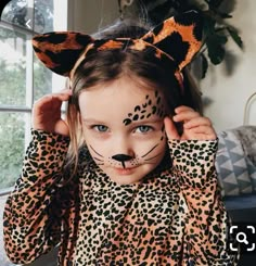 Cheetah Face Paint, Leopard Face Paint, Leopard Makeup Halloween, Happy Halloween Eve, Cat Face Makeup, Halloween Makeup For Kids, Cat Halloween Makeup, Leopard Makeup, Cheetah Face