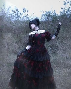 Red And Black Prom Dress Goth, Victorian Romantic Goth, Goth Princess Dress, Prom Dresses Gothic, Red Victorian Dress, Vampire Gown, Trad Goth Dress, Romantic Goth Outfits, Victorian Gothic Dress