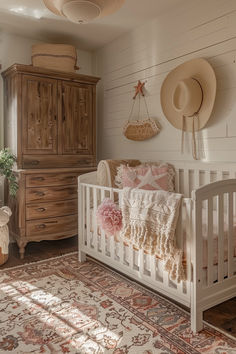 nursery ideas, nursery decor, cowgirl nursery, western nursery Indian Nursery Theme, Pink Rustic Nursery, Nursery Decor Western, Retro Western Nursery, Ranch Style Nursery, Love Shack Fancy Baby Nursery, Western Theme Nursery Girl, Country Girl Nursery Ideas, Baby Girl Country Nursery