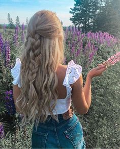 Like What You See? Follow Me For More: @uhairofficial Long Hair Country Styles, Half Up Pulled Back Hair, Blonde Long Hair Hairstyles, Spring Hairstyles Aesthetic, Hoco Hairdos, Easy Hair Styles For Hot Weather, Longhair Hairstyles For School, Blonde Cute Hairstyles, Cute Simple Hairstyle For School