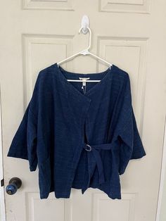 Size small/medium! NWT! Casual Cotton Outerwear With 3/4 Sleeves, Cotton Outerwear With 3/4 Sleeve For Fall, Relaxed Fit Outerwear With 3/4 Sleeve For Spring, Fall Cotton Outerwear With 3/4 Sleeve, Spring Cardigan, Relaxed Fit, 3/4 Sleeve, Blue 3/4 Sleeve Outerwear For Fall, Spring Cardigan With 3/4 Sleeves And Relaxed Fit, Chic Long Sleeve Outerwear For Casual Gatherings, Fall Outerwear With Pockets And 3/4 Sleeve