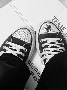 Converse Drawing, Doodle Shoes, Sharpie Shoes, Sneakers Shoes For Men, Grunge Shoes, Basket Style