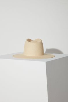 Details Greta is meticulously crafted from natural-toned Panama straw into a structured silhouette with a flat brim, conjoining sophistication and craftsmanship to create the ultimate straw staple. · Brim: 3.5"· Crown: 4.75"· Structured Panama Straw Fit Runs true to size. If between sizes, we suggest sizing up. Modern Curved Brim Panama Hat For Summer, Modern Panama Hat With Curved Brim For Summer, Toquilla Straw Hat With Structured Crown For Vacation, Natural Straw Hat With Structured Crown For Vacation, Spring Natural Hat With Structured Crown, Elegant Unlined Panama Hat With Curved Brim, Elegant Curved Brim Unlined Panama Hat, Vacation Straw Hat With Structured Crown In Natural Color, Spring Straw Panama Hat With Structured Crown