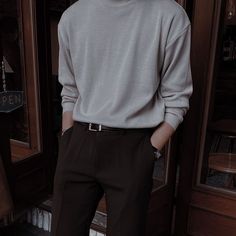 Nb Sneakers, Minimalist Fashion Men, Street Style Outfits Men, Mens Casual Dress Outfits, Men Stylish Dress, Cool Outfits For Men, Stylish Mens Outfits