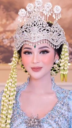 Makeup Nikah, Hanbok Wedding, Muslim Wedding Gown, Arabian Wedding, Nikah Decor