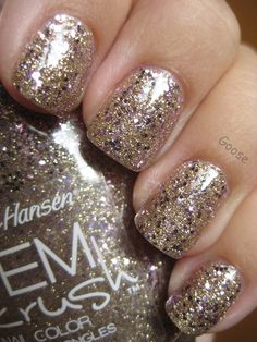 Sally Hansen Gem Crush - Big Money Holiday Lip, Sally Hansen Nails, Glitter Nail Polish, Gem Nails, Colorful Nail Designs, Big Money, Fancy Nails, Sally Hansen, Art Tutorial