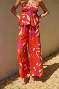 Pull-On Wide Leg Front Pockets Tropical Holiday Outfits, Cruise Wardrobe, Palm Springs Outfit, Denim Bodycon Dress, Aloha Wear, Sea Holiday, Style Moodboard, Workwear Essentials, Spring 2025