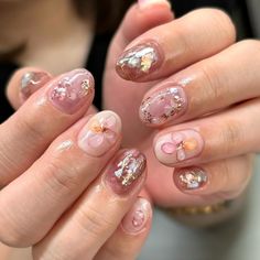 Nails Feminine, Garden Party Attire, Strawberry Vine, Nails Sparkling, Cute Simple Nails, Nail Art Inspo, Pretty Gel Nails, Almond Acrylic Nails